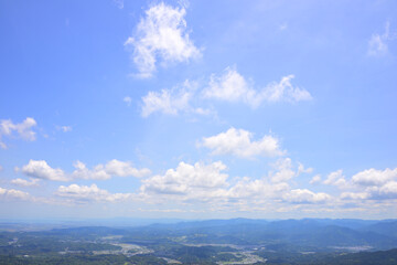 Fototapeta na wymiar 三重県　青山高原からの眺め（2021年5月　春）
