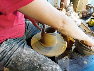 hands of a potter