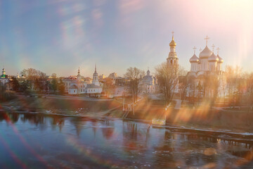 Obraz premium spring top view of vologda landscape, church and cathedral, view in russia orthodoxy architecture