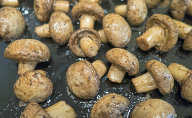 Fototapeta premium Delicious fried mushrooms