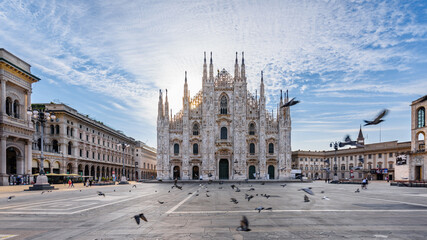 Fototapeta premium Milano Piazza Duomo cattedrale 
