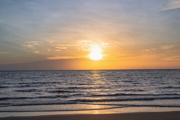 Obraz premium Beautiful idyllic seascape sunset view on kohkood island in low season travel.Koh Kood, also known as Ko Kut, is an island in the Gulf of Thailand