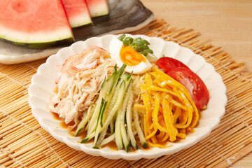 ゴマだれ冷やし中華
