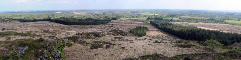 panorama dans les Monts d'Arrée massif Armoricain Bretagne Finistère France	