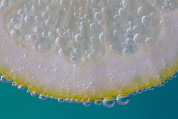 Lemon slice in soda