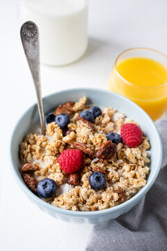 Granola in bowl with berries
