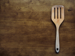 나무로 만든  조리도구, 뒤집개
