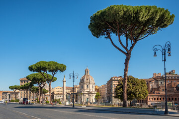 Fototapeta na wymiar Trajan's column and Santa Maria di Loreto church in Rome