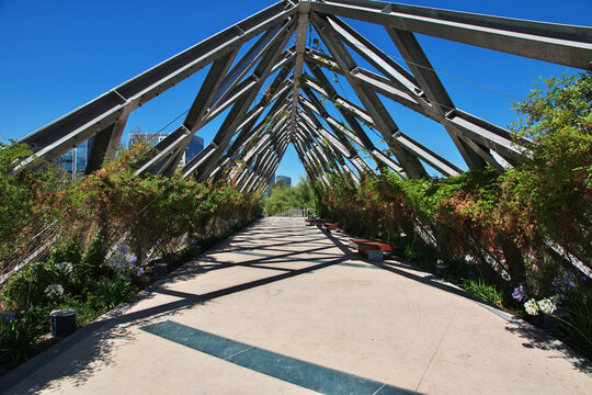 The bridge in Parque Arauco in Santiago, Chile
