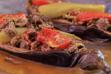 turkısh belly slit meal (Turkish meal made with eggplant, minced meat, tomato and pepper)