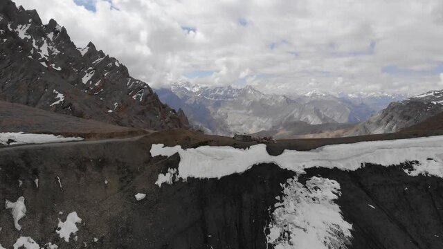 ZANSKAR VALLEY AND TREKKING AND LAMAYARU MONASTERY INDIA