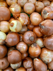 a pile of brown onions