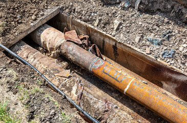 Repair and replacement of underground communications on the city street