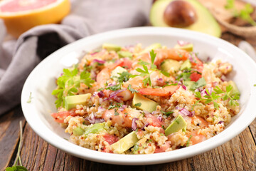 quinoa salad with avocado and shrimp