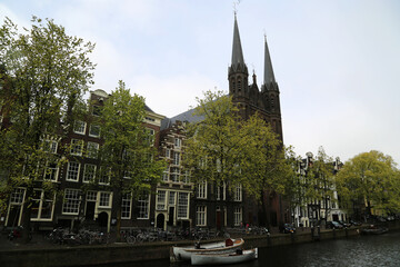 Fototapeta na wymiar The De Krijtberg church in Amsterdam