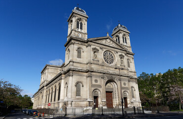 Fototapeta premium Church of Saint-Francois-Xavier seen from Boulevard des Invalides in Paris.