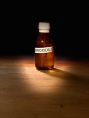 Flacone di Minoxidil al 5%