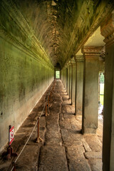 Obraz premium Angkor Wat is the largest temple in the world, it rains in the rainy season (Cambodia, 2019)