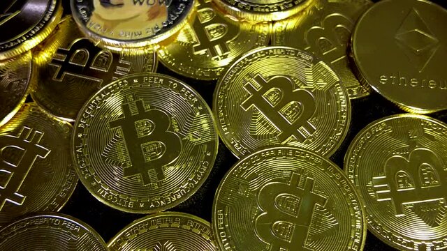 bitcoin dodgecoin cryptocurrency coin money bill stock