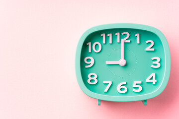 時間　9時　21時