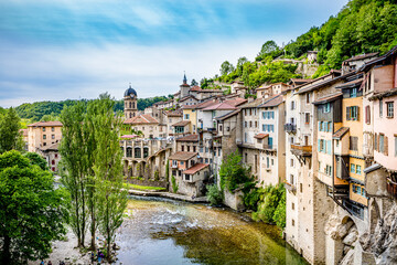 Les maisons suspendues de Pont-en-Royans