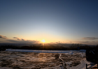 雪が降り始める初冬の摩周湖