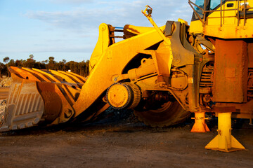 Tire Replacement on a Heavy Duty Loader