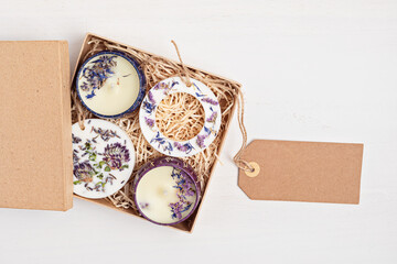 DIY scented soy wax sachet with botanicals and essencial oils. Natural handmade air freshener