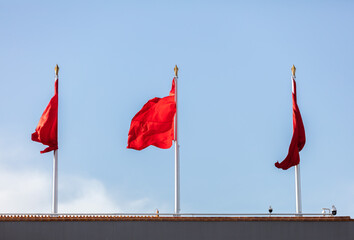 Tian 'anmen Square, the Gate of Tian 'an. Chinese characters on the red wall read: "Long live China and the solidarity of the people of the world." Beijing, China.