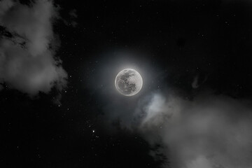 Fototapeta na wymiar Very bright full moon