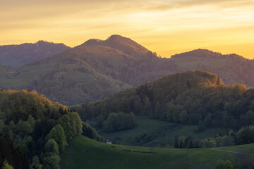 Ankenballen 2 markante Felsen am Belchen Schweiz