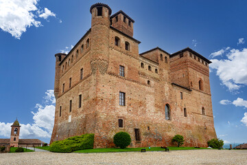 Fototapeta na wymiar Grinzane Cavour Castle in Piedmont