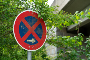 Strassenschild Halteverbot