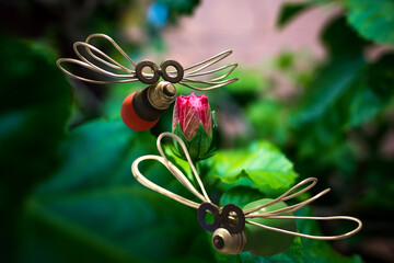 Light bulb dragonfly