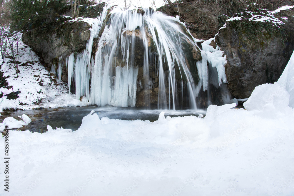 Poster Waterfall in the snow