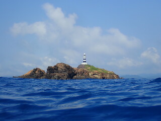 神子元島の灯台