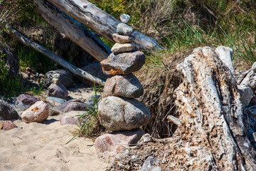 Pyramiden Stein am Strand