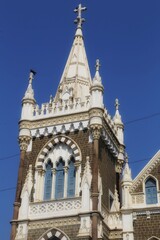 Fototapeta na wymiar church in the city