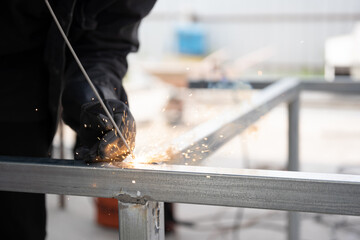 Manual Metal Arc Welding rack spark
