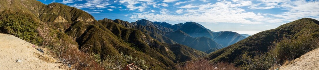 Obraz premium panorama of the Los Angeles mountains