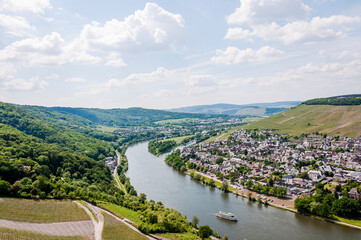 Bernkastel, Bernkastel-Kues, Mosel, Weinberge, Burgruine, Landshut, Altstadt, Altstadthäuser,...