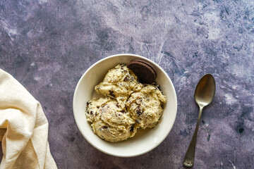 Cookies and cream ice cream in a bowl