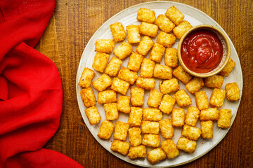 Tater tots with ketchup
