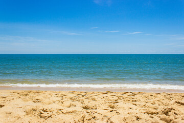 Fototapeta na wymiar Tropical beach landscape. Bombinhas beach in Santa Catarina state.
