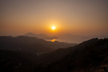 瀬戸内海　鷲ヶ頭山からの夕日（愛媛県今治市大三島）