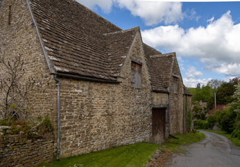 old english village barn