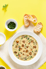 Creamy mushroom soup
