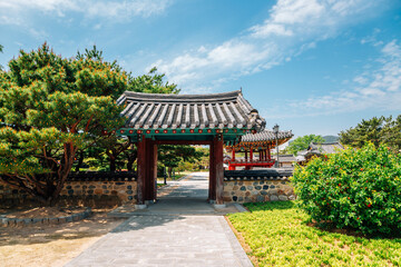 Fototapeta na wymiar Royal Tomb of King Suro in Gimhae, Korea