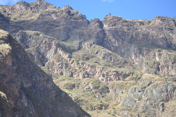 Fototapeta na wymiar Peru Ruinas Montaña Ollantaytambo