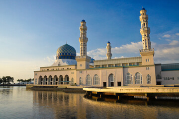 City Mosque on Likas Bay, Kota Kinabalu, Sabah (Borneo), Malaysia